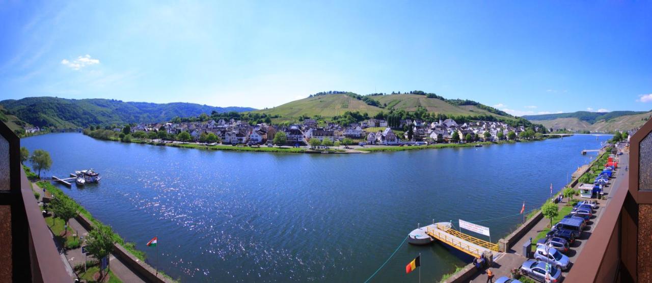 Luxus Apartments Mosel-Zeit Neu 2023 Zell an der Mosel Εξωτερικό φωτογραφία